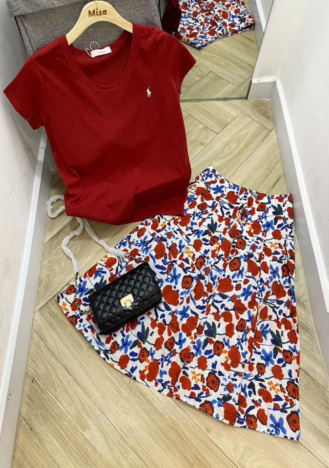 [🆕🇻🇳] Misa Bàn Cờ VNXK – Chuyên hàng vnxk  👕 Top1Fashion 👗  Link báo giá công khai tại nhómChân váy hoạ tiết hoa cực xinh.Chất thô mềm mát, thiết kế với phần lưng cao,chiết ly ôm phần eo,chân xoè rộng vô cùng tôn , shares-0✔️ , likes-0❤️️ , date-2025-10-13 23:13:59🇻🇳🇻🇳🇻🇳📰🆕