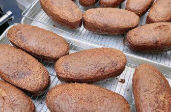 [🆕🇻🇳] Jasmine-tiệm bánh nhỏ xinh chuyên bánh mì, bánh kem Whipping chất lượng cao 🍔 Top1Food  🍜  BÁNH BÒ THỐT NỐT NƯỚNG thơm lừng cả căn bếp, mỗi khi bánh sắp chín sẽ có một mùi thơm từ dừa tươi và đường thốt nốt toả ra thơm phức. Chỉ muốn xé nóng ăn  , shares-0✔️ , likes-0❤️️ , date-2025-10-09 15:30:26🇻🇳🇻🇳🇻🇳📰🆕