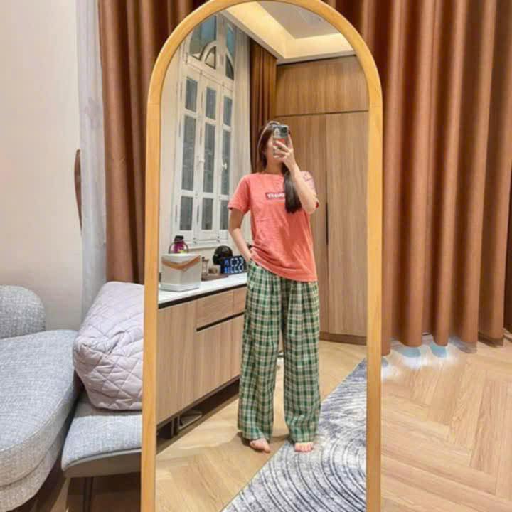 [🆕🇻🇳] T-K Shop – VNXK Cao Cấp – Thời trang Nữ VNXK xịn cao cấp 👕 Top1Fashion 👗  Khoác dạ Monsoon xuất Anh dư xịn! Size 4yChất dạ lì trong có lót rất sang, hàng xuất Anh chuẩn từng đường kim mũi chỉ, sang lắm ahSALE 290.000
Size 4y
, shares-0✔️ , likes-3❤️️ , date-2025-10-13 17:10:10🇻🇳🇻🇳🇻🇳📰🆕