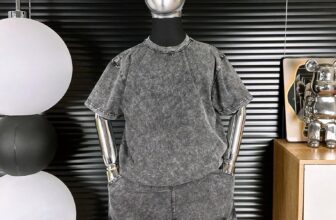 [🆕🇻🇳] KT Kids – Thời Trang Trẻ Em – Chúng tôi chuyên cung cấp quần áo trẻ em cho bé , giá tại xưởng 🧑‍🧒❤️️👶⭐️ HÀNG CÓ SẴN, CHỐT MAI GIAO
—————————————————
Giới thiệu sét bộ túi hộp Wash Đá siêu ngầu cho bé trai.
Nguyên bộ thun 100% cotton 4 chiều mềm mịn, fom chuẩn , shares-0✔️ , likes-1❤️️ , date-2025-10-15 22:56:36🇻🇳🇻🇳🇻🇳📰🆕