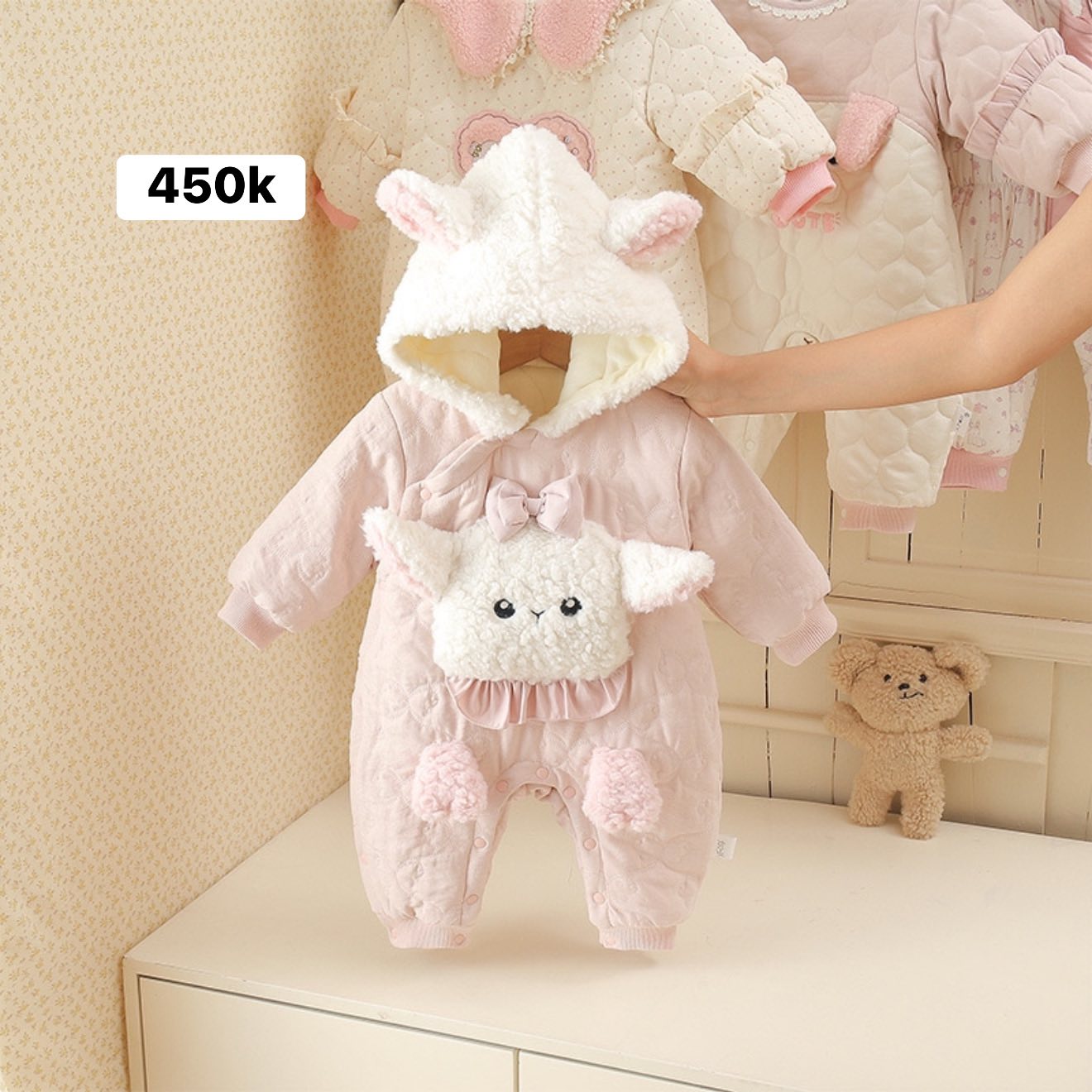 [🆕🇻🇳]  Hani Baby – Hani Baby mang đến sự trải nghiệm ấm áp tới những mẹ đang và sắp có con nhỏ 🧑‍🧒❤️️👶⭐️ Body ủ ấm xinh như búp bê, bé mặc ba mẹ mê tít
Hàng order 2-4 tuần
Bảng size tham khảo66: 5-8kg
73: 8-10kg
80: 10-12kg
90: 12-14kg
100: 14-16kg______ , shares-1✔️ , likes-21❤️️ , date-2025-10-16 05:19:18🇻🇳🇻🇳🇻🇳📰🆕