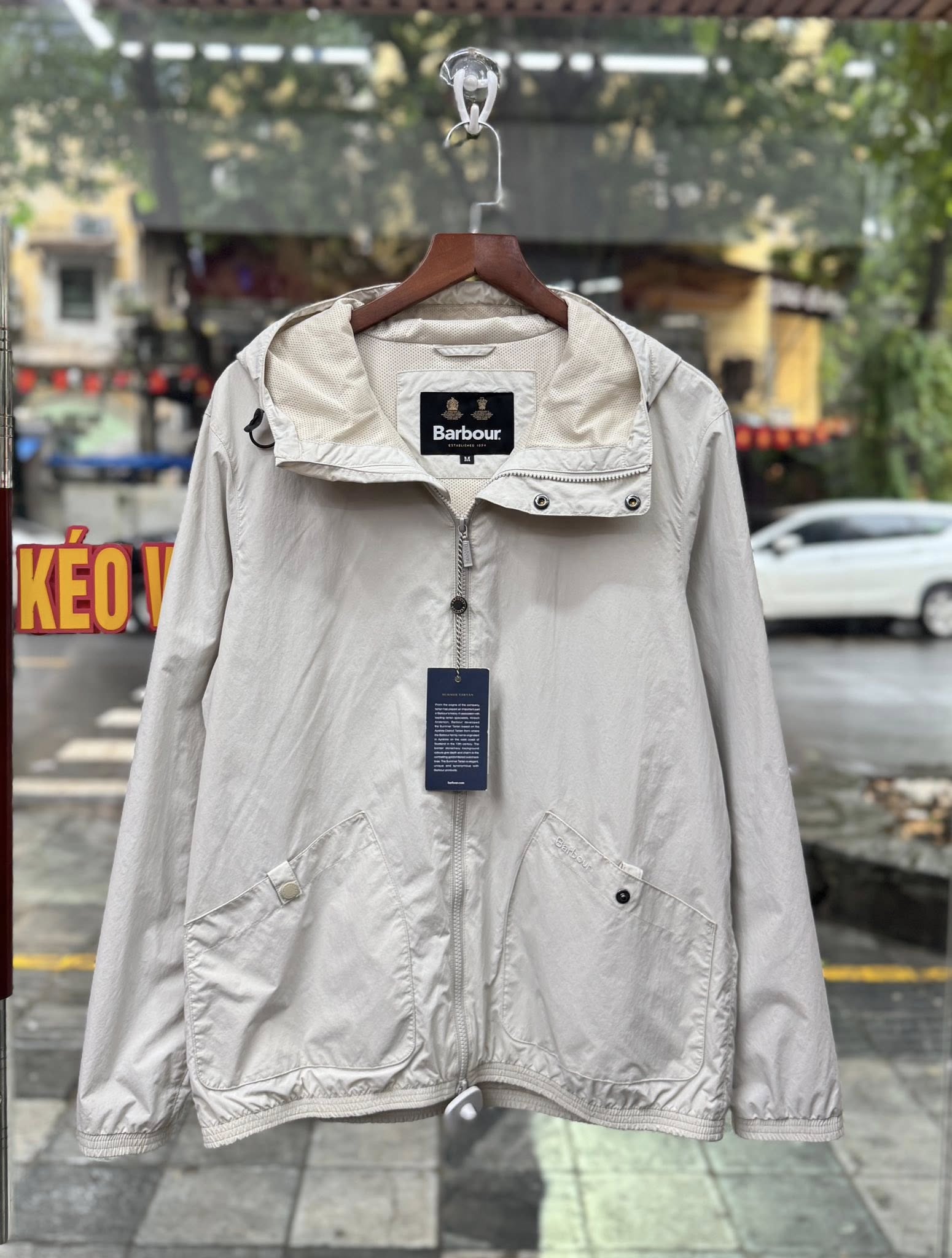 [🆕🇻🇳] House of RYNA  👕 Top1Fashion 👗  Một bản tuyên ngôn thời trang đậm tinh thần couture.Cheri Ghile hé lộ bảng màu độc quyền – nơi thanh lịch chạm đến tự do.
Cấu trúc cầu vai, chất liệu kak , shares-1✔️ , likes-6❤️️ , date-2025-10-14 17:00:10🇻🇳🇻🇳🇻🇳📰🆕