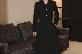 [🆕🇻🇳] COCOMAY – Design Store – Thương hiệu Thời trang – Công sở, Sự kiện 👕 Top1Fashion 👗  𝑲𝒊𝒓𝒂𝒔 𝑺𝒆𝒕 | BẢN GIAO HƯỞNG CỦA QUYỀN LỰC VÀ TỰ DO
𝑲𝒊𝒓𝒂𝒔 𝑺𝒆𝒕  là một bản giao hưởng của những điều đối lập. Nét quyền lực, sắc sảo nơi chiếc áo dáng ngắn đ , shares-1✔️ , likes-0❤️️ , date-2025-10-18 21:25:05🇻🇳🇻🇳🇻🇳📰🆕