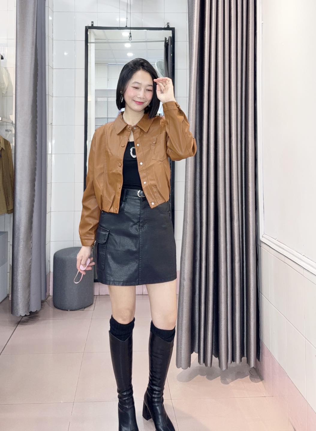 [🆕🇻🇳] Thời trang FIONA việt trì – Thời trang FionaSHOP 👕 Top1Fashion 👗  Siêu phẩm áo da diện thu đông cực đỉnh, khi đã lên đồ rồi thì nhất định là phải xinh
Để sẵn sàng đón gió lạnh, các nàng sắm áo khoác da sang xịn là vừa đó , shares-0✔️ , likes-4❤️️ , date-2025-10-07 04:01:03🇻🇳🇻🇳🇻🇳📰🆕