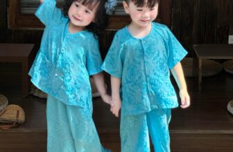 [🆕🇻🇳]  Bơ Hí – Thương hiệu thời trang thiết kế cao cấp dành cho mẹ và bé đẹp 🧑‍🧒❤️️👶⭐️  𝐁𝐨̣̂ 𝐬𝐮̛𝐮 𝐭𝐚̣̂𝐩 𝐛𝐚̀ 𝐛𝐚 đ𝐚́𝐧𝐠 𝐢𝐮 𝐡𝐞̂́𝐭 𝐧𝐚̂́𝐜 𝐝𝐚̀𝐧𝐡 𝐜𝐡𝐨 𝐜𝐚́𝐜 𝐜𝐮̣𝐜 𝐜𝐮̛𝐧𝐠 𝐧𝐡𝐚̀ 𝐦𝐢̀𝐧𝐡 đ𝐚̂𝐲 𝐌𝐨𝐦 𝐨̛𝐢
Mom nhắn Bơ tư vấn size liền nhen
Giá #250k/bộ ( hơn 25kg , shares-0✔️ , likes-352❤️️ , date-2025-10-18 01:16:54🇻🇳🇻🇳🇻🇳📰🆕