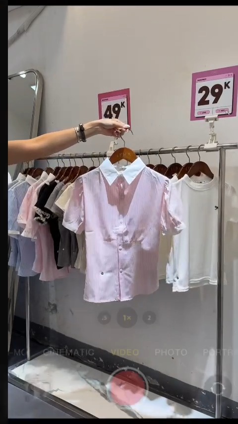 [🆕🇻🇳] GuuBox – Đồ Nam Xuất Chuẩn & Xách Tay 👕 Top1Fashion 👗  #220k (freeship)
Sơ mi “!JNlQI0” vải Extrafine (cotton được kéo căng >> ít nhăn)
Giá shop giảm còn >> 220.000đ (& miễn phí ship ạ)Size S regula (60kg – 6 , shares-7✔️ , likes-14❤️️ , date-2025-10-08 18:56:01🇻🇳🇻🇳🇻🇳📰🆕