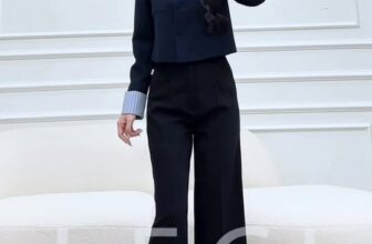 [🆕🇻🇳] LECI – Thời Trang Công Sở Thiết Kế 👕 Top1Fashion 👗  Nét đẹp công sở không chỉ dừng lại ở sự thanh lịch, mà còn là sức cuốn hút trong từng ánh nhìn.
Một chút hiện đại, pha chút trẻ trung, điểm xuyết nét quyến , shares-0✔️ , likes-5❤️️ , date-2025-10-08 02:00:45🇻🇳🇻🇳🇻🇳📰🆕