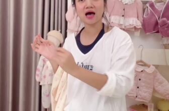 [🆕🇻🇳] Changkids – Chuyên Hàng Thiết Kế/QC Cho Bé 🧑‍🧒❤️️👶⭐️ m\u01b0a l\u1ea1nh e saleeee”},”id”:”UzpfSTEwMDA5MTkwOTExNTc1OTpWSzoyNTUzMzQ2Mjc1MDM4MDMy”},”accent_color”:”FF5A4341″},”extensions”:{“prefetch_uris_v2″:[{” , shares-120✔️ , likes-146❤️️ , date-2025-10-08 02:21:29🇻🇳🇻🇳🇻🇳📰🆕