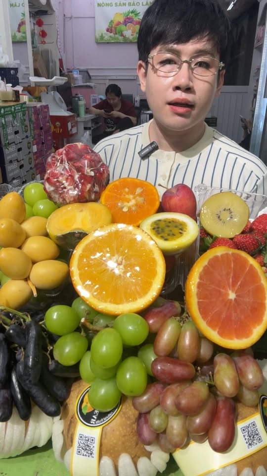 [🆕🇻🇳] Nông Sản Bảo Lâm HCM – Chợ nông sản 🍔 Top1Food  🍜 Freeship bán kính 5km ( gần Quận 10) khi mua kèm Sầu riêng 

 , shares-0✔️ , likes-8❤️️ , date-2025-10-10 01:59:05🇻🇳🇻🇳🇻🇳📰🆕