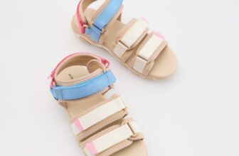 [🆕🇻🇳] Đặt hàng Đức – Since 2013. Nhận order áo quần, giày dép…từ Đức, TBN, US, UK 👕 Top1Fashion 👗  2 mẫu sandal cho các bé gái => sêu rẻ 2xx + cân
be còn size 29 đến 38
đen còn 29 31 31 32 34
, shares-1✔️ , likes-0❤️️ , date-2025-10-17 19:07:48🇻🇳🇻🇳🇻🇳📰🆕