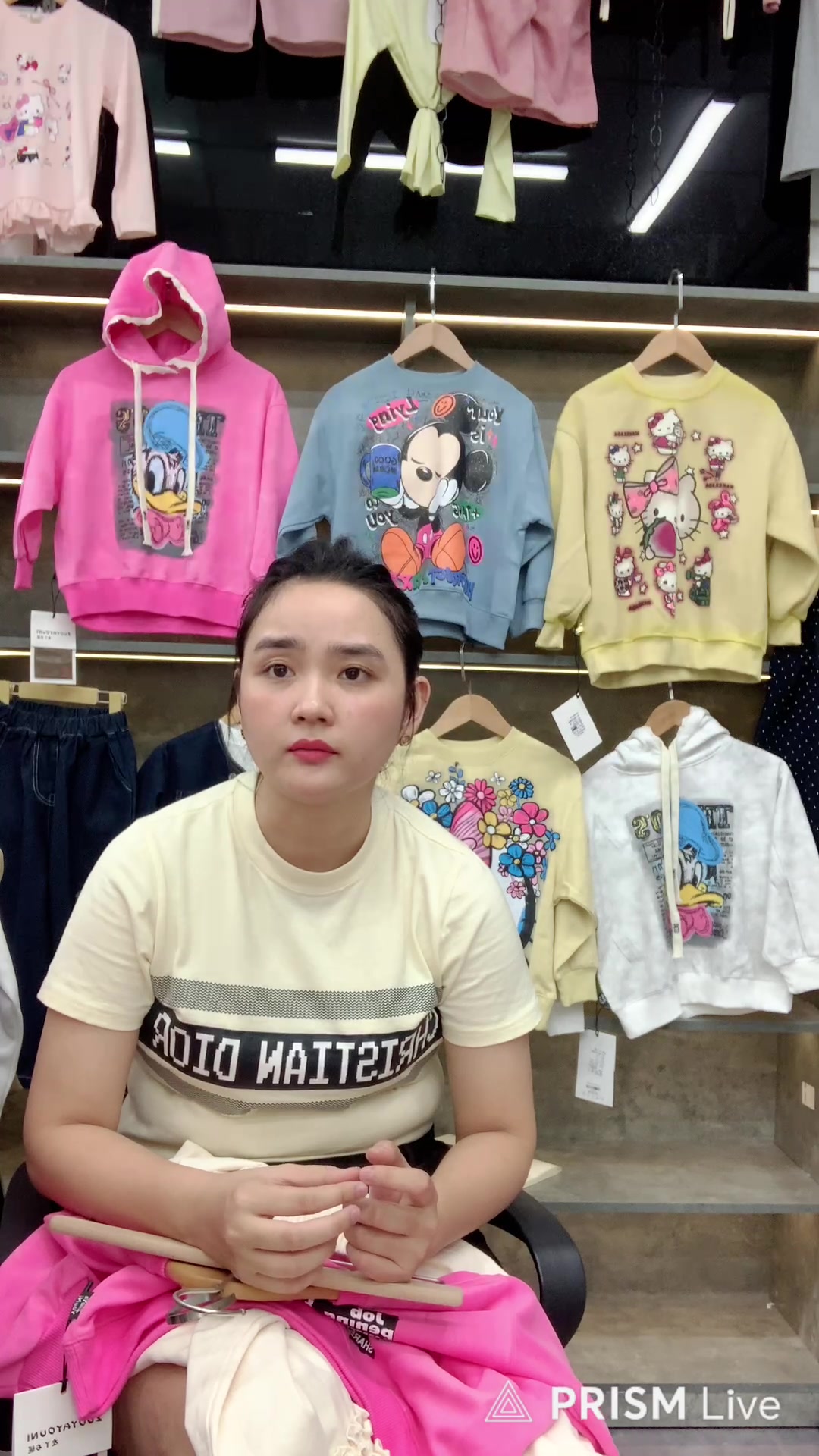 [🆕🇻🇳] Phương Si  (Kho Phương Si) 👕 Top1Fashion 👗  KHĂN DẠ LEN HÀNG NHẬT TOKIO

Kiện 50kg, vô 1 kiện ạ (Mã cũng hiếm)

Mã đầu mùa cũng rất khan, mặt tét thấy khá ổ áp mói nhập khui đầu mùa nhé (năm nay sẽ r , shares-0✔️ , likes-1❤️️ , date-2025-10-09 17:15:03🇻🇳🇻🇳🇻🇳📰🆕