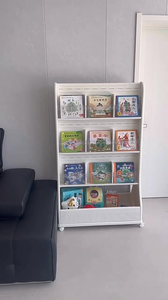 [🆕🇻🇳] Đô Đô Giày Hiệu 2Hand Authentic Kids – chuyên giày si hiệu trẻ em các hãng adidas nike puma  🧑‍🧒❤️️👶⭐️ Thùng sandal hiệu trẻ em
Sắm cho bé đi học nhé
, shares-2✔️ , likes-12❤️️ , date-2025-10-11 16:31:18🇻🇳🇻🇳🇻🇳📰🆕