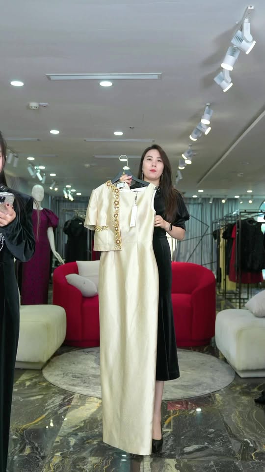 [🆕🇻🇳] CHANCOS-Đẳng Cấp Thượng Lưu – thương hiệu thời trang thiết kế cao cấp 👕 Top1Fashion 👗  ĐẠI TIỆC SĂN SALE CÙNG CHANCOS , shares-0✔️ , likes-114❤️️ , date-2025-10-13 18:48:39🇻🇳🇻🇳🇻🇳📰🆕