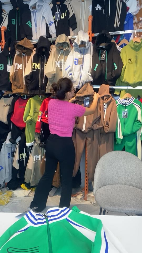 [🆕🇻🇳] Chuyên đồ bé_trần thuý 🧑‍🧒❤️️👶⭐️ Săn ở tiktok có mã giảm giá và miễn ship hời hơn nhé các chị  , shares-0✔️ , likes-1❤️️ , date-2025-10-10 02:33:39🇻🇳🇻🇳🇻🇳📰🆕