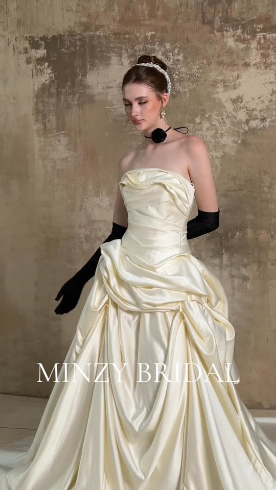 [🆕🇻🇳] Thời trang cưới Minzy Bridal 🤵🏻 Top1Wedding 👰🏻  AURORA – The dawn of modern romance Xem thêm nhiều mẫu hơn tại: 𝐌𝐈𝐍𝐙𝐘  𝐁𝐑𝐈𝐃𝐀𝐋  – Tận tâm trong từng sản phẩm𝐒𝐭𝐨𝐫𝐞 𝐇𝐚𝐍𝐨𝐢: 𝟔𝟖 𝐍𝐠𝐨̃ 𝐆𝐢𝐞̂́𝐧𝐠 (Đ𝐚̂̀𝐮 𝐧𝐠𝐨̃ 𝟓𝟓 𝐍𝐠𝐮 , shares-0✔️ , likes-2❤️️ , date-2025-10-14 17:23:44🇻🇳🇻🇳🇻🇳📰🆕