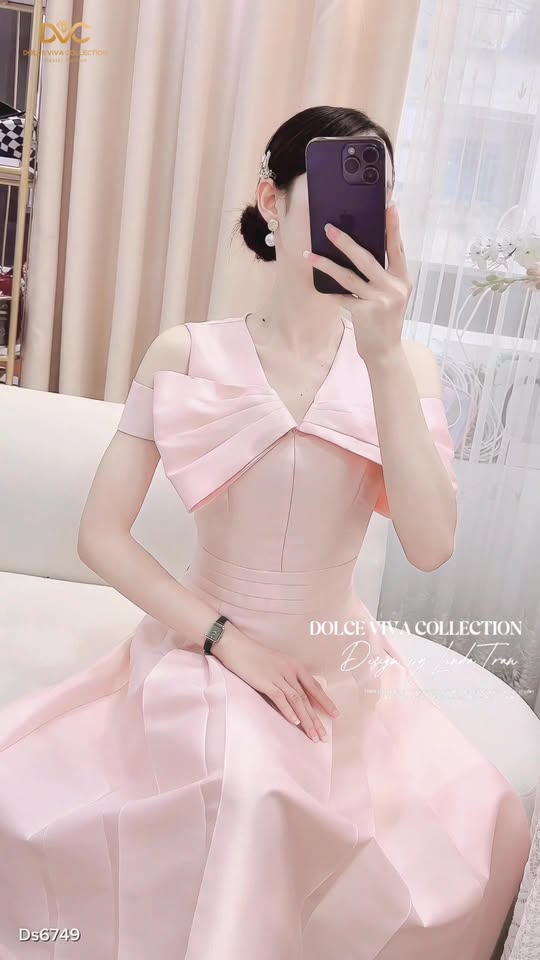 [🆕🇻🇳] DVC Store – Cửa hàng quần áo nữ  👕 Top1Fashion 👗  Váy giúp nàng yêu mình thêm lần nữa#VayDamThietKe #ThoiTrangNu #congrats #FashionTrends #sivay #chinhhang #dvc #vaynu #ds6749 , shares-0✔️ , likes-1❤️️ , date-2025-10-12 18:55:52🇻🇳🇻🇳🇻🇳📰🆕