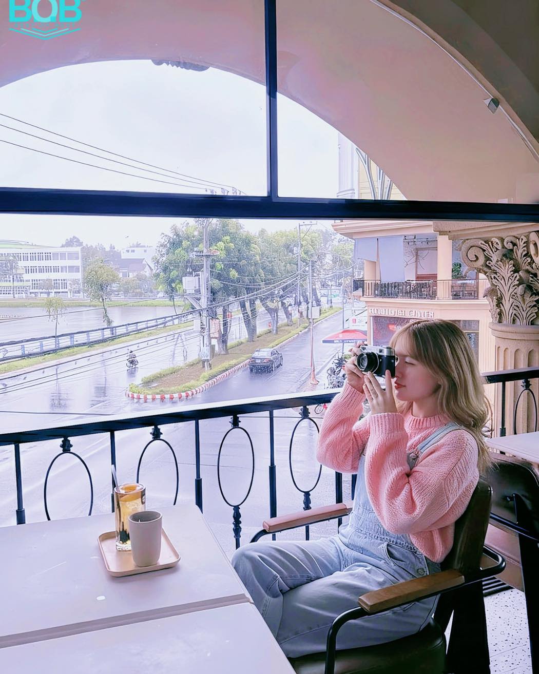 [☕️🇻🇳] B.O.B Coffee 🥤 Top1Coffee ☕️ Xin chào mùa thu,
Chúng mình đã đợi cậu suốt cả một mùa hè vương nắng…Mùa thu đến, mang theo gió lành và chút nắng vàng ươm… , shares-0✔️ , likes-51❤️️ , date-2025-10-17 14:30:49🇻🇳🇻🇳🇻🇳📰🆕