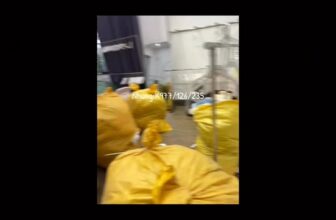 [🆕🇻🇳] Tiệm Mẹ Bắp 🧑‍🧒❤️️👶⭐️ Sỉ qua kho bốc hết kho em về lô mới gồm quần víp
Váy víp
Áo nỉ
Khoác víp
Em Nhung chuyên đồ bé víp
Zalo:0977126235 Nhung Bông 1 sdt duy nhất , shares-0✔️ , likes-3❤️️ , date-2025-10-15 05:31:54🇻🇳🇻🇳🇻🇳📰🆕