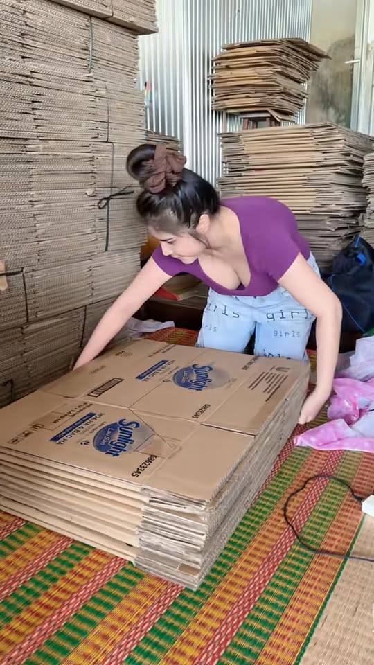 [🆕🇻🇳] Xưởng May VNXK HL  👕 Top1Fashion 👗  Mua lẻ Zalo:0902 749 022
Size:(26-46)125kg trở lạiIN. HCM , shares-0✔️ , likes-2❤️️ , date-2025-10-13 05:02:19🇻🇳🇻🇳🇻🇳📰🆕