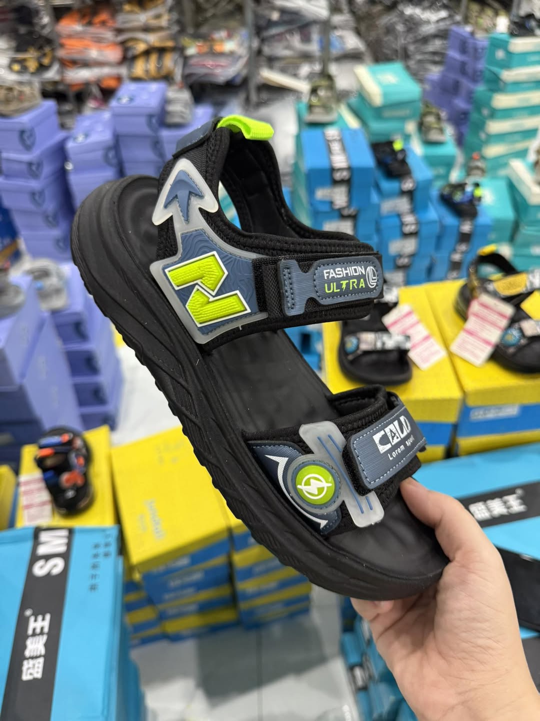 [🆕🇻🇳] Shop Kids – Shop quần áo – phụ kiện thời trang cho bé 🧑‍🧒❤️️👶⭐️ Còn mấy trăm đôi sandal. Shop xả rẻ dưới cmt nhé toàn đôi sịn
, shares-0✔️ , likes-2❤️️ , date-2025-10-19 15:44:26🇻🇳🇻🇳🇻🇳📰🆕