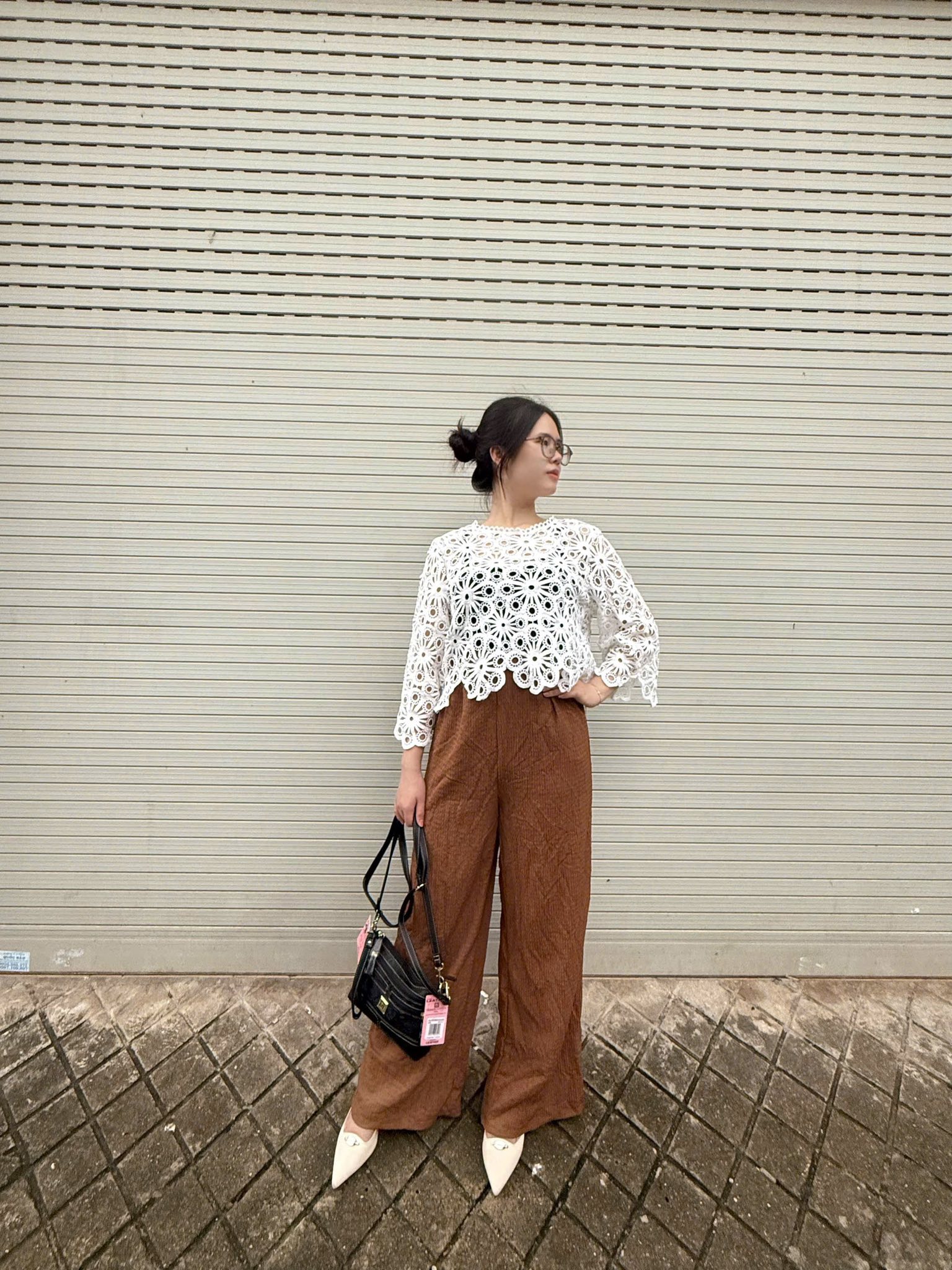 [🆕🇻🇳] Hàng Việt Nam Xuất Khẩu 👕 Top1Fashion 👗  Dọn kho thấy mấy bao này em xả #60k / #sale cho gọn CE nhanh nha ạ.Đủ mẫu lộn xộn như hình , trên live ạ – hàng xịn đét – chất siêu bềnNày E nhập rất , shares-0✔️ , likes-0❤️️ , date-2025-10-16 10:00:35🇻🇳🇻🇳🇻🇳📰🆕