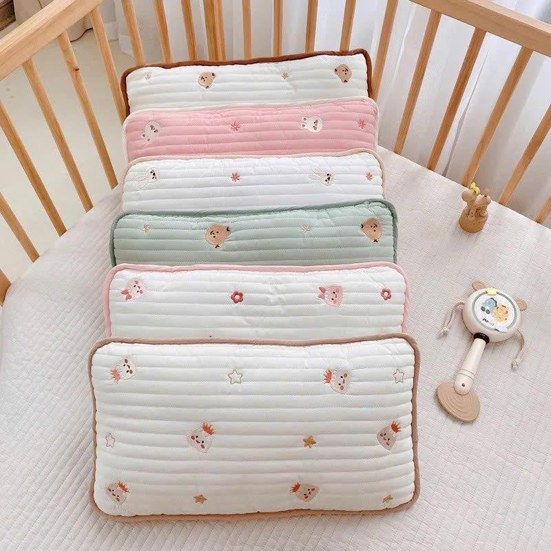 [🆕🇻🇳]  Tổng kho sỉ lẻ Nous_ UalaRogo_BU_Chaang_Lapomme 🧑‍🧒❤️️👶⭐️  BẢNG MÀU MỚI CHO GỐI ĐIỀU HÒA MONONA
Đã có bé Na cho cả 2 phiên bản có viền & ko viền rồi nha
Chất liệu bề mặt trên Organic được trần bông tạo độ mề , shares-0✔️ , likes-0❤️️ , date-2025-10-19 19:29:42🇻🇳🇻🇳🇻🇳📰🆕