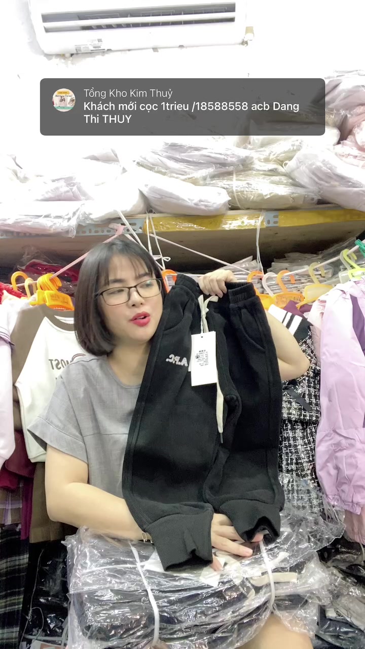 [🆕🇻🇳] Tổng Kho Kim Thuỷ – Chuyên bán buôn quần áo trẻ em, mẫu mã phong phú, chất lượng 🧑‍🧒❤️️👶⭐️ em d\u1ecdn kho s\u1ec9 qu\u1ea7n \u00e1o tr\u1ebb em \u1ea1. r\u1ebb v\u00e0 \u0111\u1eb9p”},”is_text_only_story”:false,”id”:”UzpfSTEwMDA2NjkxNzg4MzQzOTpW , shares-0✔️ , likes-0❤️️ , date-2025-10-15 21:16:19🇻🇳🇻🇳🇻🇳📰🆕