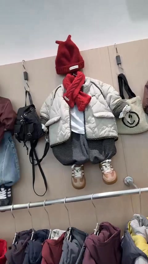 [🆕🇻🇳] Design by Cao – Xưởng chuyên sỉ lẻ SLL thời trang thiết kế , nhận gia công SLL 👕 Top1Fashion 👗   Full sét nhà em về chuyến cuối nha
Vì hàn.g cuối năm khó về quá

Giờ bên Trug k nhận đặt nữa ùi ạ
Bác nào chưa có thì nt em
Hết k được mắng em nha ạ 
 , shares-0✔️ , likes-1❤️️ , date-2025-12-08 17:34:58🇻🇳🇻🇳🇻🇳📰🆕