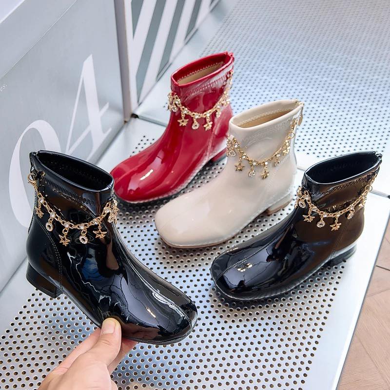 [🆕🇻🇳] Tiệm giày bé Sữa – Một đôi giày tốt sẽ giúp bạn đi xa và thoải mái trong hành trình cuộc đời của mình! 👕 Top1Fashion 👗  Tiệm giày bé Sữa đã thêm ảnh vào album: Boot trẻ em tháng 10-2025
, shares-0✔️ , likes-0❤️️ , date-2025-10-17 20:49:37🇻🇳🇻🇳🇻🇳📰🆕