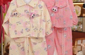 [???]  Boby Kids ?‍?❤️️?⭐️ \ud83d\udc95 B\u00e9 m\u1eb7c m\u1ed9t l\u1ea7n l\u00e0 m\u00ea lu\u00f4n!\nSet \u0111\u1ed3 b\u00e9 g\u00e1i thi\u1ebft k\u1ebf  lABUBU si\u00eau \u0111\u , shares-0✔️ , likes-1❤️️ , date-2025-10-14 01:23:17????????