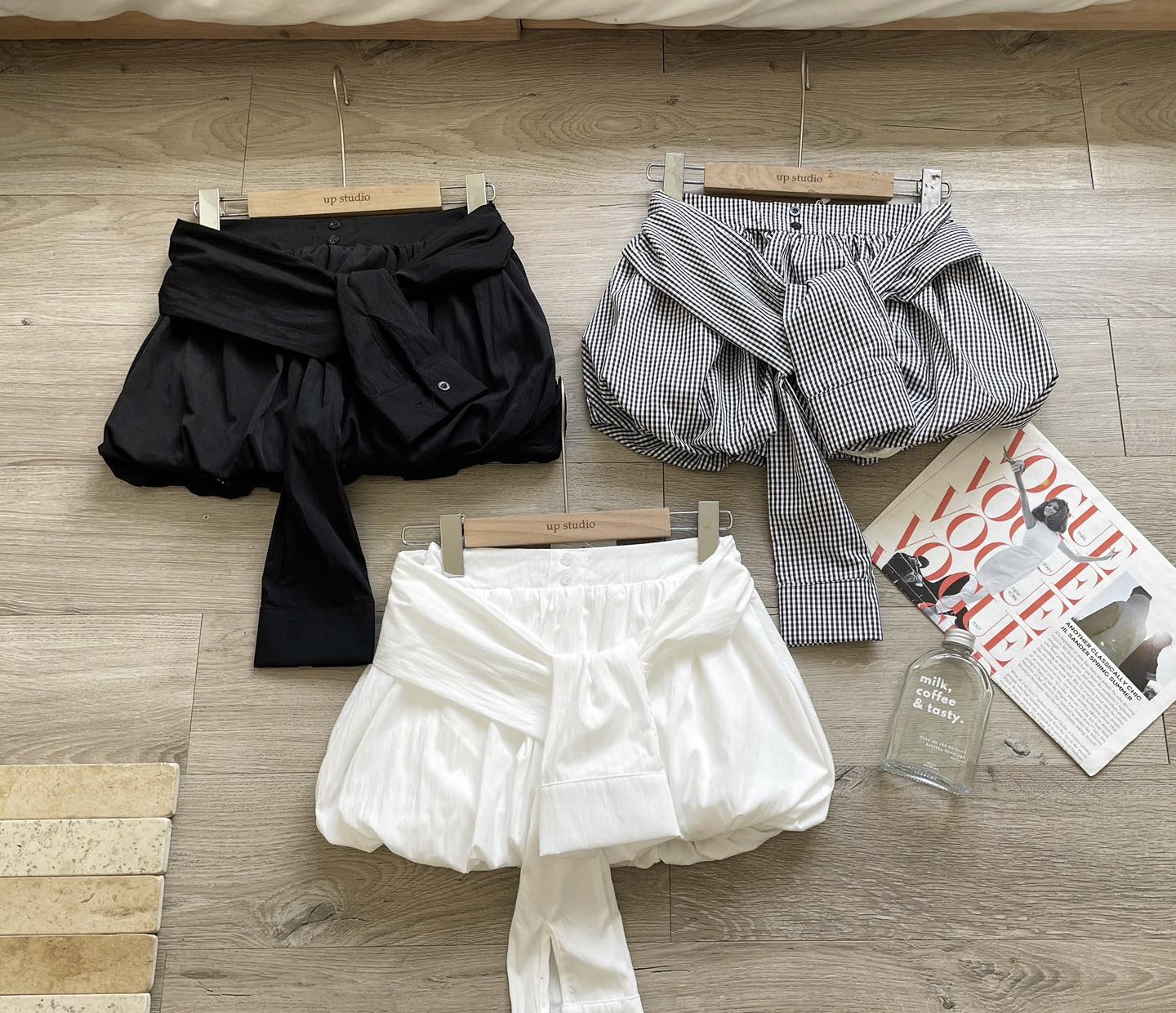 [🆕🇻🇳] 2T HOUSE – Bộ sưu tập phong phú về thời trang 👕 Top1Fashion 👗  Mê chưa mê chuaaa
Chân váy susu buộc tay somi team năng động cá tính k thể bỏ qua nhaaa, bảng màu siu xinh
• 180k
, shares-0✔️ , likes-0❤️️ , date-2025-10-18 02:02:35🇻🇳🇻🇳🇻🇳📰🆕