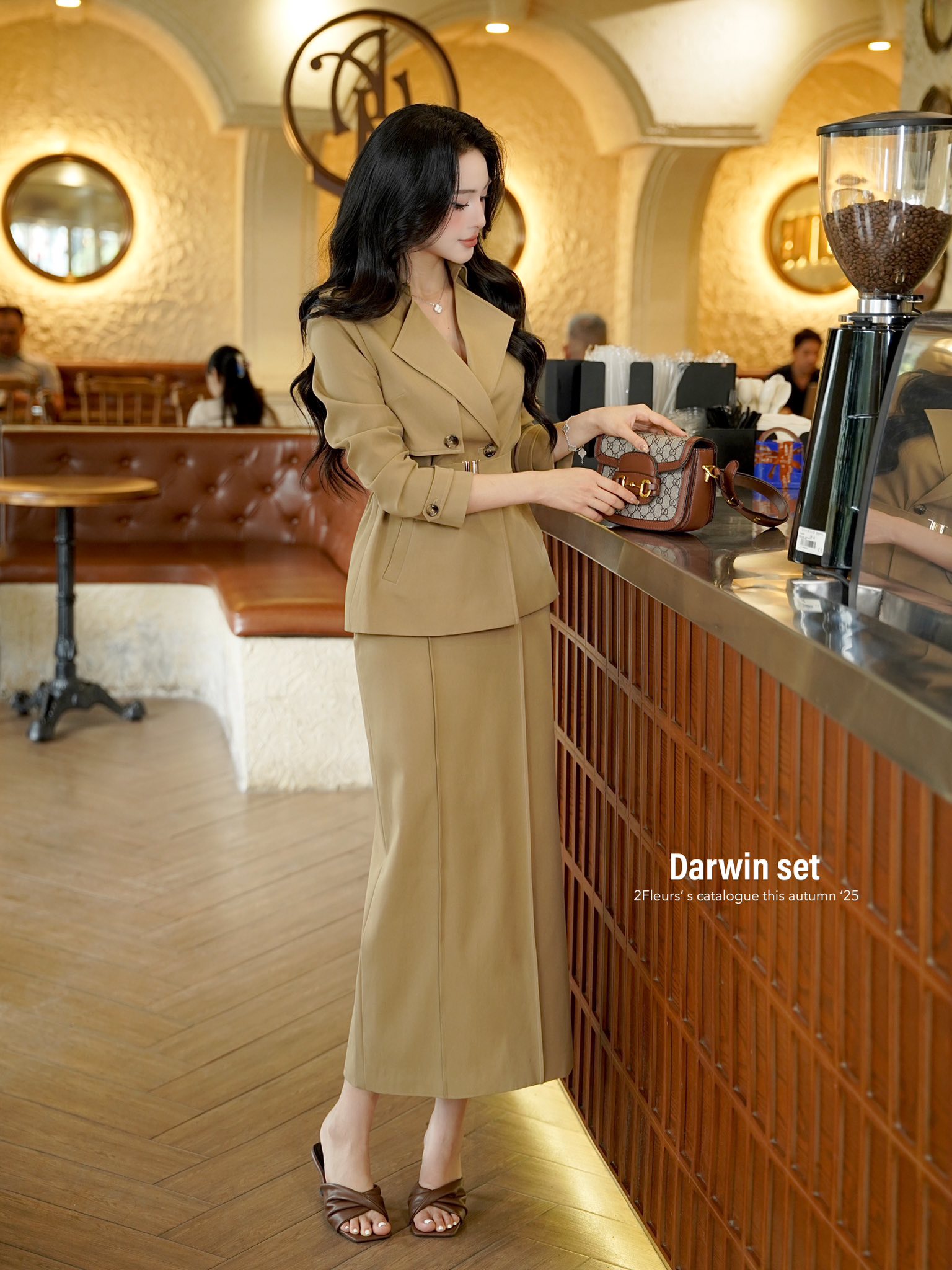 [🆕🇻🇳] 2Fleurs – You can have anything you want if you dress for it 👕 Top1Fashion 👗  𝐍𝐄𝐖 𝐈𝐍 | 𝐃𝐚𝐫𝐰𝐢𝐧 𝐒𝐞𝐭Áo măng tô kaki – item không thể thiếu trong tủ đồ của các quý cô yêu thích sự tinh tế và thanh lịch. Kết hợp cùng chân váy form A, bả , shares-1✔️ , likes-27❤️️ , date-2025-10-21 18:21:57🇻🇳🇻🇳🇻🇳📰🆕