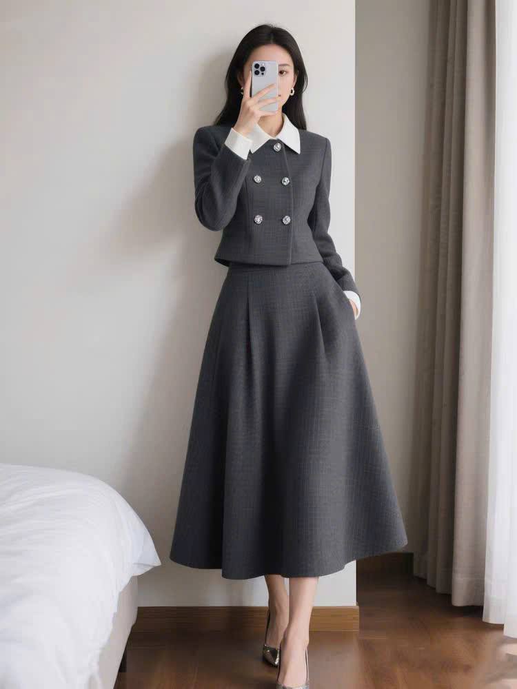 [🆕🇻🇳] DChat Clothes 👕 Top1Fashion 👗  Set công sở thanh lịch – sang trọng trong từng chi tiết
Thiết kế áo vest cổ trắng phối khuy ngọc tinh tế, kết hợp chân váy dài dáng xòe nhẹ giúp tôn dáng  , shares-0✔️ , likes-75❤️️ , date-2025-10-21 05:53:50🇻🇳🇻🇳🇻🇳📰🆕