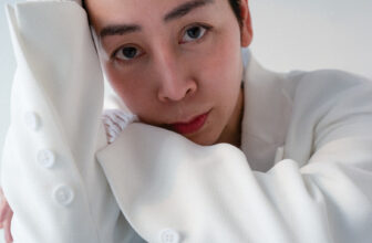 [🆕🇻🇳] IDUNN  Thiết kế & Thời trang 👕 Top1Fashion 👗  Cảm ơn Mrs. Kitty đã truyền cảm hứng về một phong cách trẻ trung và hiện đại khi kết hợp chiếc Ami Blazer cùng quần jean năng động.Blazer được may từ ch , shares-1✔️ , likes-11❤️️ , date-2025-10-13 23:00:07🇻🇳🇻🇳🇻🇳📰🆕