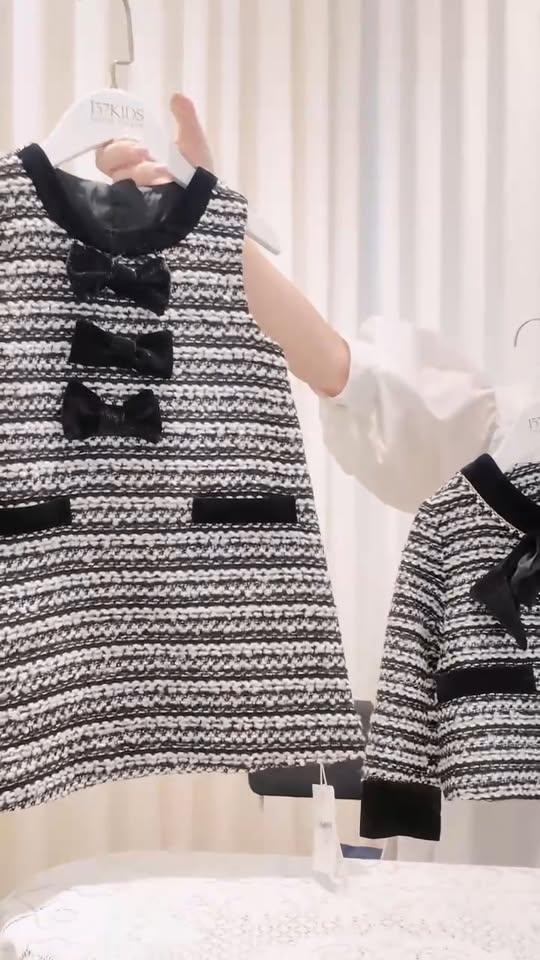 [🆕🇻🇳] H2Store – Quần áo – Thương hiệu 👕 Top1Fashion 👗  A touch of softness, a hint of grace. The \ud835\udddc\ud835\udde9\ud835\udde2\ud835\udde5\ud835\uddec \ud835\udde6\ud835\uddd8\ud835\udde7 turns simplicit , shares-0✔️ , likes-16❤️️ , date-2025-10-18 04:05:13🇻🇳🇻🇳🇻🇳📰🆕