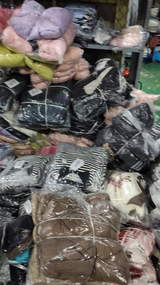 [🆕🇻🇳]  Tổng Kho Kim Thuỷ – Tổng Kho Kim Thuỷ chuyên bán buôn quần áo trẻ em, mẫu mã phong phú, chất lượng 🧑‍🧒❤️️👶⭐️ Rối hết cả mắt
Em xả hết nhá 
Siêu rẻ , shares-0✔️ , likes-4❤️️ , date-2025-10-18 02:13:18🇻🇳🇻🇳🇻🇳📰🆕