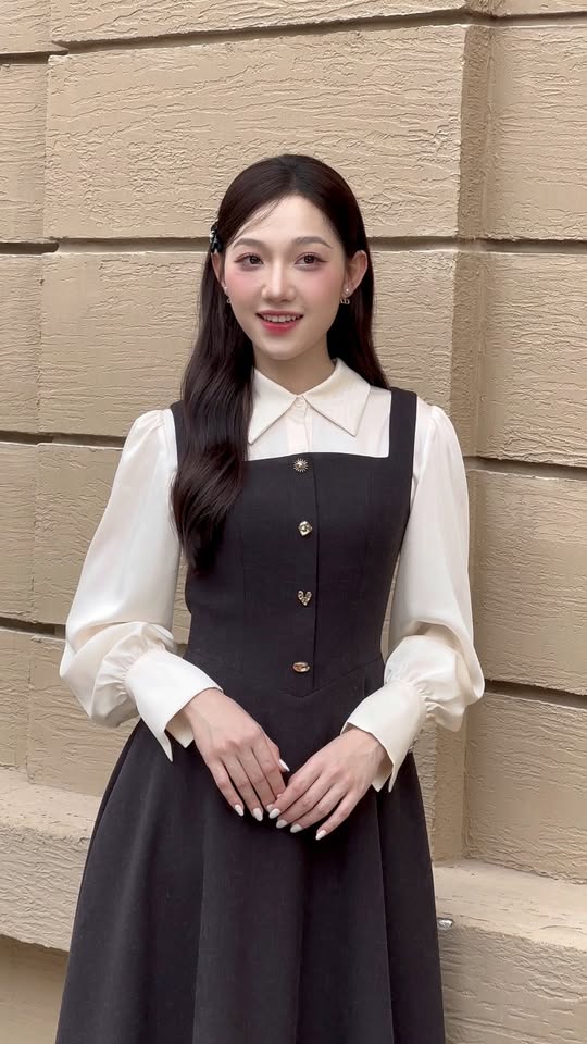 [🆕🇻🇳] YAME – For the love of black & white 👕 Top1Fashion 👗  𝐌𝐀𝐈𝐀 𝐃𝐑𝐄𝐒𝐒 | 𝐏𝐑𝐄-𝐀𝐔𝐓𝐔𝐌𝐍 𝐂𝐎𝐋𝐋𝐄𝐂𝐓𝐈𝐎𝐍
YAME x Gia đình Bà Nội Chất ChơiNàng nào trót mê đắm phong cách Chic & Feminine chắc chắn sẽ không thể bỏ lỡ thiết kế , shares-0✔️ , likes-2❤️️ , date-2025-10-19 18:29:46🇻🇳🇻🇳🇻🇳📰🆕