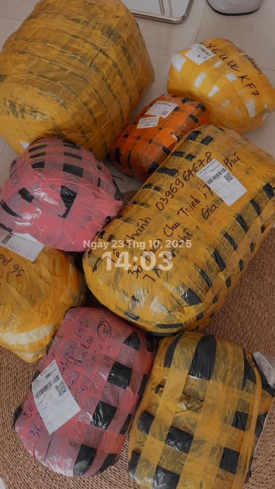 [🆕🇻🇳] RyNa Room 👕 Top1Fashion 👗  Chờ e nhập hàng, e báo rá cho khách nhoaaa  , shares-0✔️ , likes-2❤️️ , date-2025-10-24 02:25:40🇻🇳🇻🇳🇻🇳📰🆕