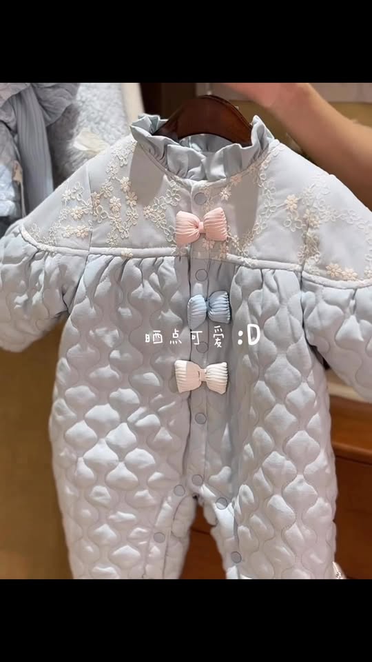 [🆕🇻🇳] Panda Korea – Thời trang trẻ em Hàn Quốc 🧑‍🧒❤️️👶⭐️ Năm nay rét đậm các mẹ sắm cho bé iu đồ đông chưa ??? , shares-0✔️ , likes-0❤️️ , date-2025-10-26 19:59:01🇻🇳🇻🇳🇻🇳📰🆕