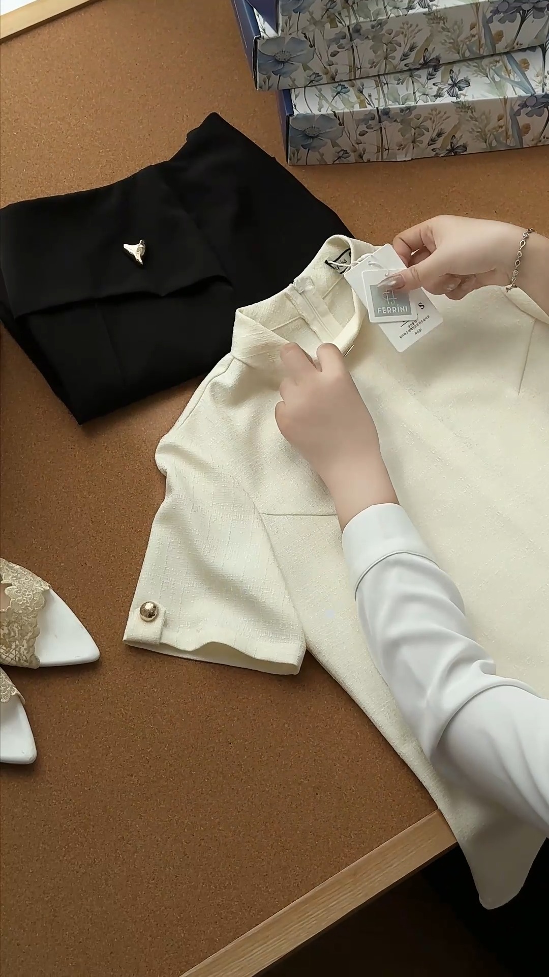 [🆕🇻🇳] Ferríni Clothing – KHÍ CHẤT NGỜI SÁNG – DÁNG VÓC NHƯ HOA – Cửa hàng quần áo nữ[🆕Top1Vietnam🇻🇳]  👕 Top1Fashion 👗  Du00e0nh tru1ecdn vu1ebb u0111u1eb9p thanh lu1ecbch nu00e0y !!! Vu1edbi Ferru00edni , su1ea3n phu1ea9m khu00f4ng chu1ec9 lu00e0 mu1ed9t mu0 , shares-0✔️ , likes-24❤️️ , date-2025-10-22 00:31:07🇻🇳🇻🇳🇻🇳📰🆕