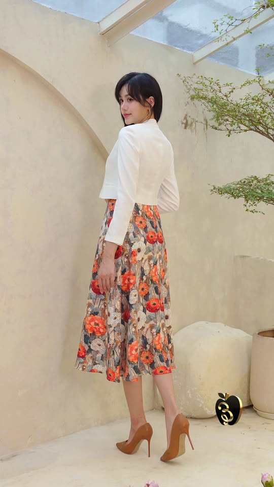 [🆕🇻🇳] Evaland Fashion – Cửa hàng quần áo nữ · Nhà thiết kế 👕 Top1Fashion 👗  Chi tiết hài hòa, vóc dáng kiêu sa, nhưng vẫn toát lên được cái thanh lịch vốn có. Đấy chính là điểm nhấn của mỗi sản phẩm được thiết kế bởi 𝐄𝐯𝐚𝐥𝐚𝐧𝐝 𝐅𝐚𝐬𝐡𝐢𝐨 , shares-0✔️ , likes-4❤️️ , date-2025-10-24 17:25:37🇻🇳🇻🇳🇻🇳📰🆕