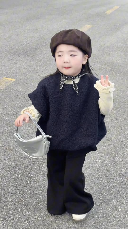 [🆕🇻🇳] Dâu Tây Shop – Or.d Quảng Châu – Ở ĐÂY CÓ BÁN QUẦN ÁO , PHỤ KIỆN TRẺ EM 🎀  🧑‍🧒❤️️👶⭐️ Xinh nữa rồi  #reels #xuhuongreels #thoitrangtreem #babykids , shares-0✔️ , likes-987❤️️ , date-2025-10-25 04:16:31🇻🇳🇻🇳🇻🇳📰🆕