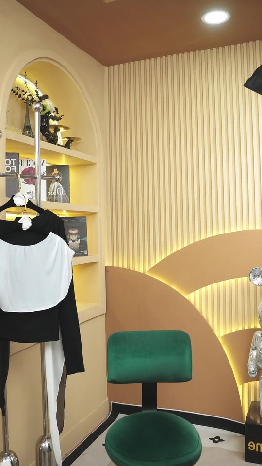 [🆕🇻🇳] Thư Hào Style – Chuyên bán buôn bán lẻ các sản phẩm mang thương hiệu việt, đảm bảo chất lương [🆕Top1Vietnam🇻🇳] 👕 Top1Fashion 👗  săn sale nhaaa mấy c đẹpp ơi  , shares-0✔️ , likes-275❤️️ , date-2025-10-23 02:36:36🇻🇳🇻🇳🇻🇳📰🆕