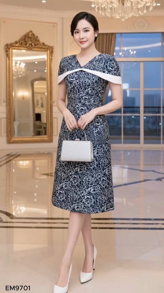 [🆕🇻🇳] Váy Emy – Thiết kế – Thời trang [🆕Top1Vietnam🇻🇳] 👕 Top1Fashion 👗  Sao chị NỠ bỏ lỡ siêu phẩm này!!!
Thiết kế “đẹp vừa phải mà sang hết mức” – ai nhìn cũng phải khen dịu dàng, tinh tế và đầy sức hút.
Với họa tiết hoa dệt  , shares-0✔️ , likes-25❤️️ , date-2025-10-23 00:01:38🇻🇳🇻🇳🇻🇳📰🆕