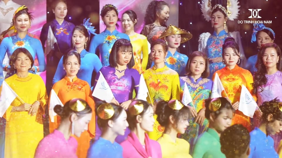 [🆕🇻🇳] Sumo Store – Cửa hàng quần áo nữ 👕 Top1Fashion 👗  Có những thương yêu chỉ cần một cái ôm là đủ xoa dịu cả một ngày dài
______________________
ĐẶC QUYỀN CHO THÀNH VIÊN NHÓM SUMO STORE
Pass lại đồ = nhậ , shares-0✔️ , likes-2❤️️ , date-2025-10-19 16:03:25🇻🇳🇻🇳🇻🇳📰🆕