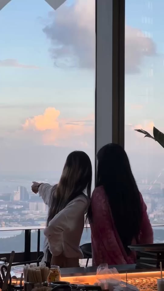 [☕️🇻🇳] Blank Lounge 🥤 Top1Coffee ☕️ To al the women who inspire us everyday by your beauty, and your spirit – today, we celebrate you.Complimentary Head Massage  , shares-0✔️ , likes-0❤️️ , date-2025-10-20 16:00:09🇻🇳🇻🇳🇻🇳📰🆕