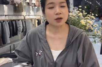 [🆕🇻🇳] Mẹ và Bé Lào Cai – Bống Xinh 135 Quy Hoá 🧑‍🧒❤️️👶⭐️ LƯU Ý CHO BÉ IU NGÀY GIAO MÙA NHA BA MẸ
#bongxinh135
#ThoiTrangTreEm #ThoiTrangChoBeYeu #ShopBongXinh #135QuyHoa #HangQuangChauChoBe #DoDepChoBe #DoTreEmQu , shares-0✔️ , likes-1❤️️ , date-2025-10-23 14:30:22🇻🇳🇻🇳🇻🇳📰🆕