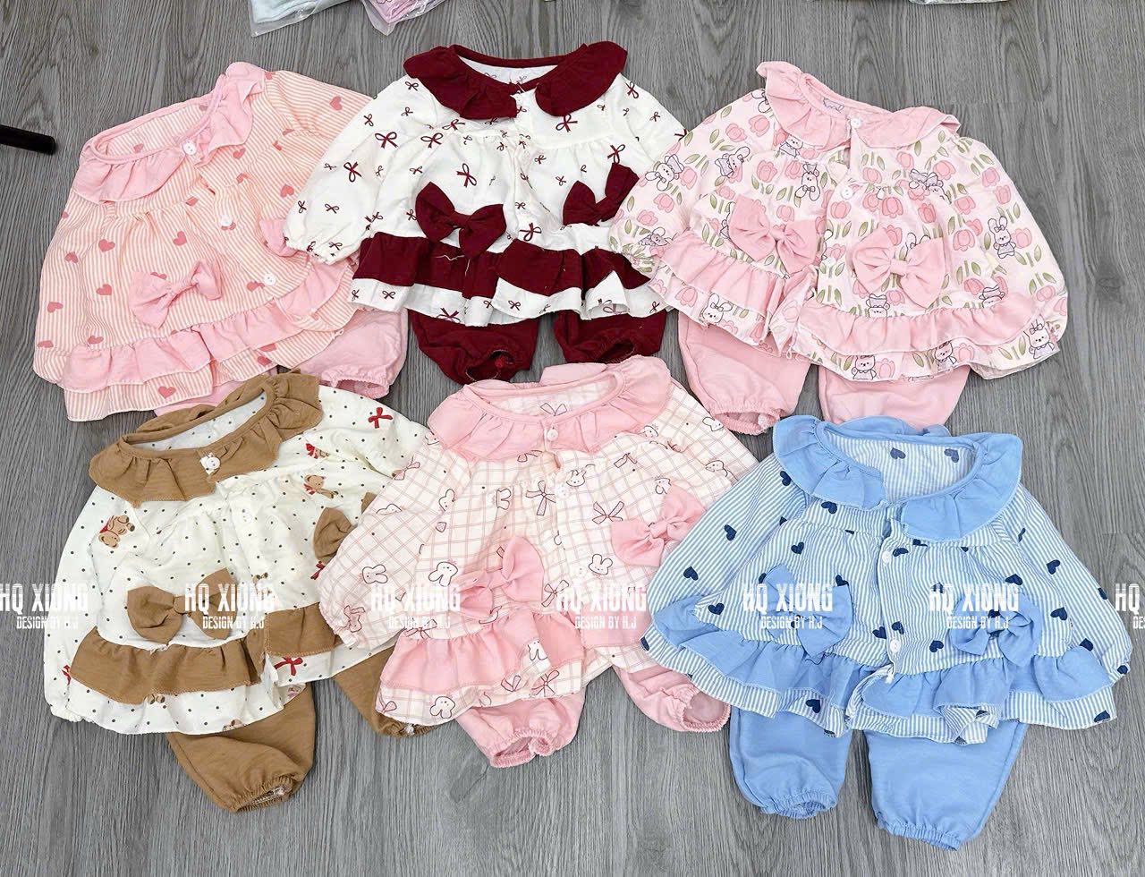 [🆕🇻🇳] Thúy Hằng Store – Cửa hàng nhỏ bán quần áo 🧑‍🧒❤️️👶⭐️ Set bộ quần áo đũi tay dài, xinh yêu cho bé (  5553 )From: 7kg – 12kgGiá : 99.000Sẵn Hàng Tại ShopThuý Hằng Store
: 04 Lưu Thị Dung , Phường 2, T , shares-0✔️ , likes-5❤️️ , date-2025-10-22 16:28:39🇻🇳🇻🇳🇻🇳📰🆕