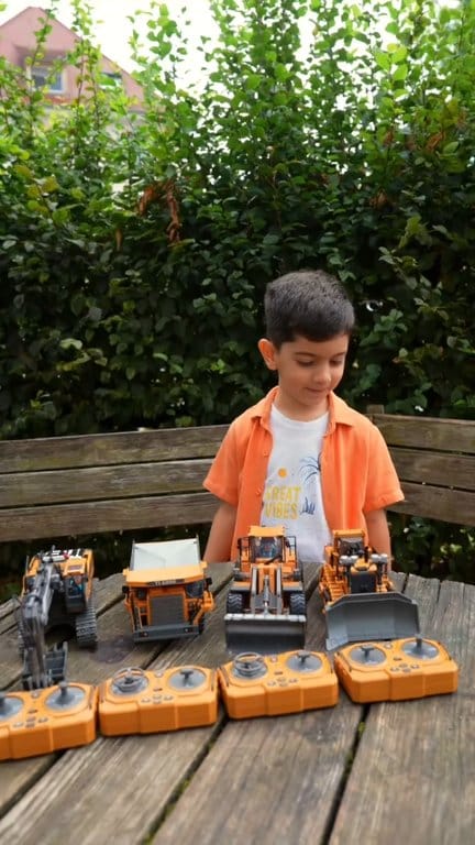 [🆕🇻🇳] Thu Thuỷ_ Chuyên sỉ/lẻ quần áo giá rẻ 👕 Top1Fashion 👗  Kết bạn zalo hoặc tham gia nhóm để cập nhật mẫu mới nhanh nhất ạ
Nhóm zalo:
Tuyển Sỉ Toàn Quốc
𝐓𝐞𝐥𝐥: 0903447021-0325657675(Call/zalo)
Địa Chỉ : 14 Tân Xu , shares-0✔️ , likes-0❤️️ , date-2025-10-25 16:14:49🇻🇳🇻🇳🇻🇳📰🆕