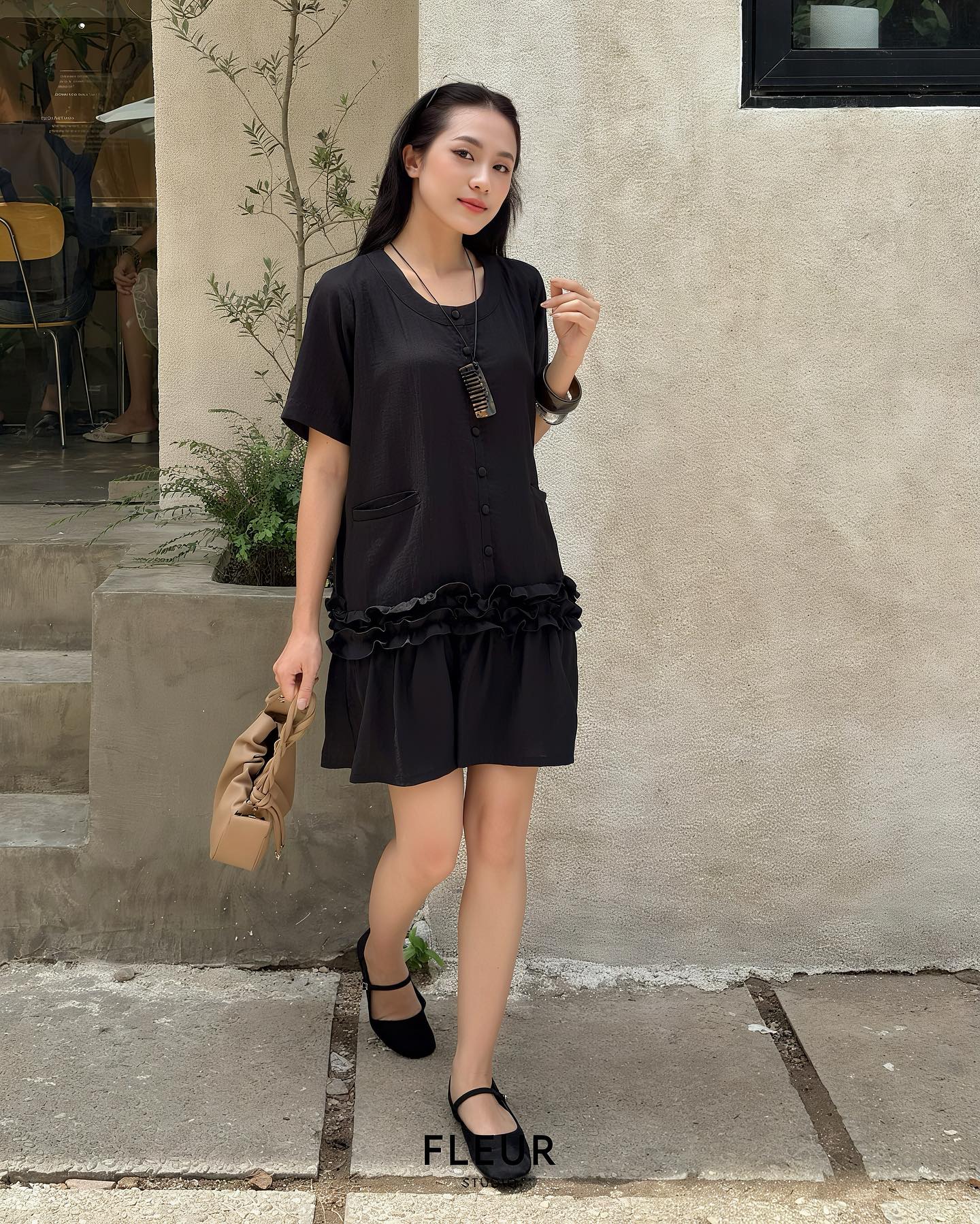 [🆕🇻🇳] Fleur Studio – Black makes everything more elegant and classy 👕 Top1Fashion 👗  Một chiếc váy ngắn xinh xắn đáng iu  chất linen cotton mát khỏi bàn luôn
, shares-0✔️ , likes-0❤️️ , date-2025-10-23 05:07:07🇻🇳🇻🇳🇻🇳📰🆕